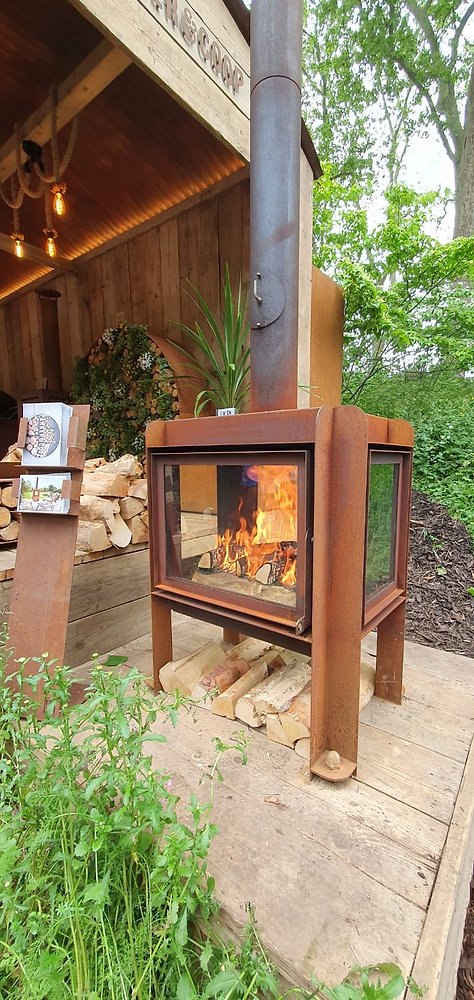 RB73 Fennek 80 at the Chelsea Flower Show: Elegance Meets Innovation
