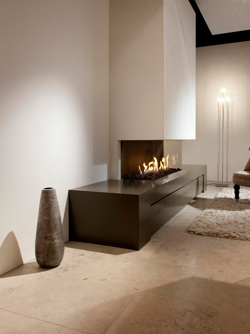 Side view of Kalfire G130/37S three-sided gas fire showcasing its sleek design and panoramic glass panels.